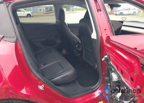 2024 Tesla Model Y Long Range Dual Motor All-Wheel Drive from USA, damaged, VIN 7SAYGDEE5RF117343